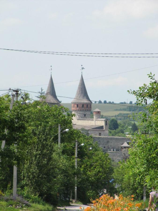 Вулиця Нагiрна Kamianets-Podilskyi Exterior foto